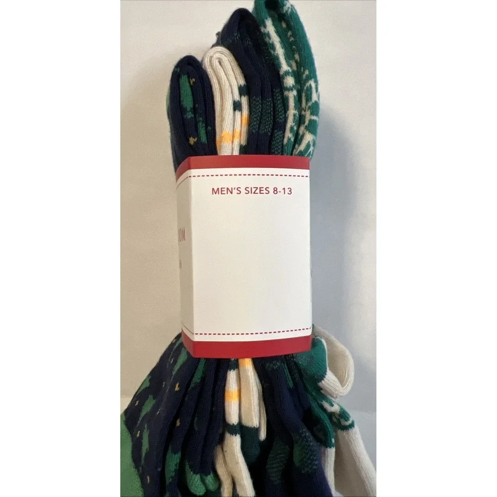 Club Room Crew Socks 4 Pair Christmas Socks Mens‎ SZ 8-13 Trees Snowflakes Plaid